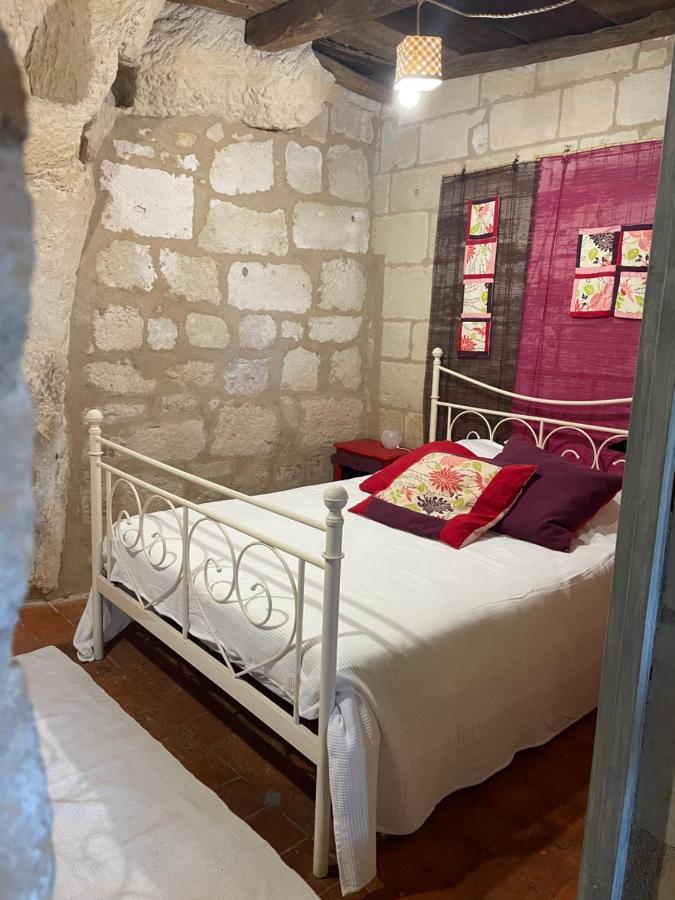 Villa L'Escale Troglo Au Bord De La Loire Souzay-Champigny Esterno foto