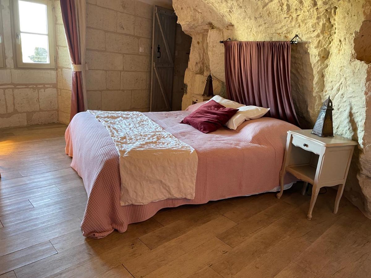 Villa L'Escale Troglo Au Bord De La Loire Souzay-Champigny Esterno foto